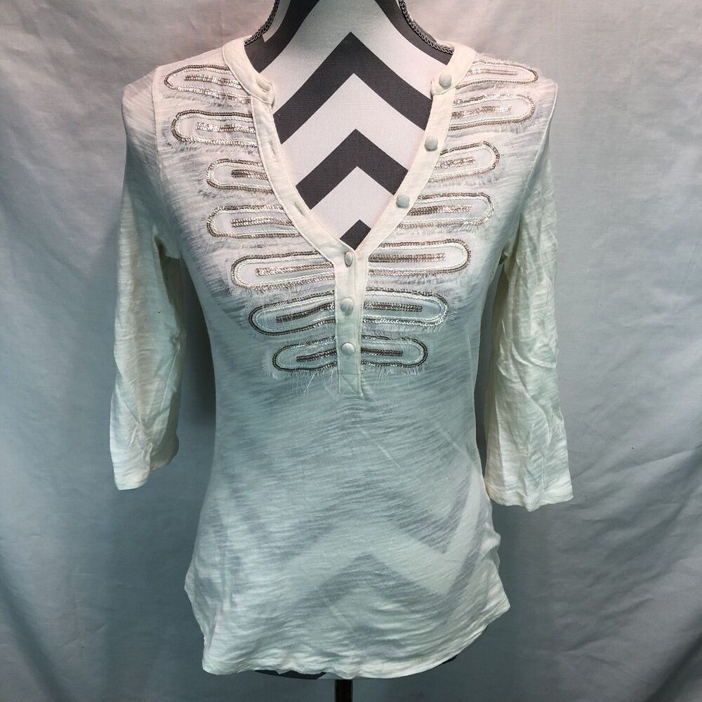 Urban Outfitters Ivory Sequin Fringe 3/4 Roll tab Button Neck T Shirt XS GGG6